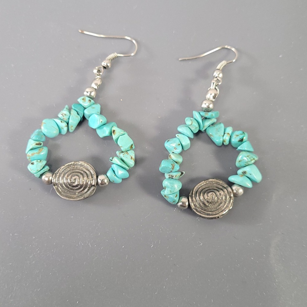 Turquoise Chip Teardrop Hoop Earrings Silver Tone Spiral Bead Boho Southwestern